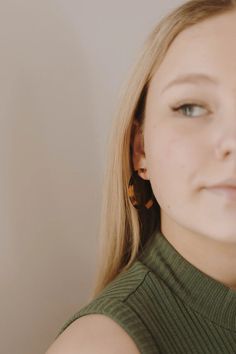 Minimalist Earrings Medium Tortoise Shell Hoops - Etsy Minimalist Brown Hoop Earrings For Gift, Minimalist Brown Hoop Earrings For Everyday, Green Earrings For Everyday, White Top Jeans, Shell Design, Elevate Your Look, Minimalist Earrings, Tortoise Shell, Everyday Look