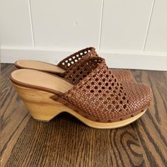 Great Condition. I Tried Them On In The House A Few Times, But They Weren’t Well-Suited To My 5’11” Frame. They’re Really Pretty! I Wish They’d Gone Better With My Wardrobe/Style! Brown Woven Leather Closed Toe Clogs, Brown Woven Leather Slip-on Clogs, Spring Woven Leather Clogs With Closed Toe, Brown Open Toe Clogs With Woven Sole, My Wardrobe, Wardrobe Style, Veronica Beard, Mule Clogs, Mules Shoes