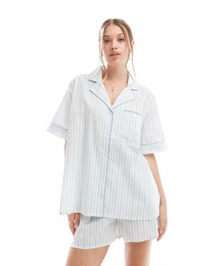 Lingeri & Nattøj fra ASOS DESIGN Designet til afslapning Inkluderer en nederdel og shorts Stribet print Knapstolpe Afslappet pasform Striped Short Sleeve Shirt, Winter Party Dress, Shirt And Shorts, Sweaters And Leggings, Maxi Dress Trend, Short Pajama Set, Pyjama Set, Petite Maternity, Pajama Shorts