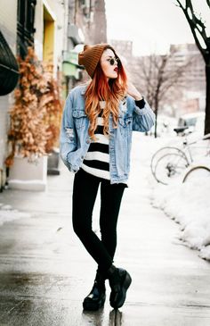 Wedges Outfit, Oversized Jean Jacket, Hipster Grunge, Oversized Jeans, Jacket Outfit, Jeans Jacket, Looks Street Style