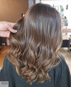 Brushlight Hair Brown, Bridesmaid Hair Simple, Hair Styles Bridesmaid, Brunette Babylights, Down Wedding Hairstyles, Half Up Half Down Wedding, Hair Magic, Brown Hair Looks, Brown Hair Inspo