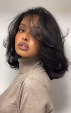 90s lob, 90’s layers, 90s haircut, short hair blowout, bob hair black woman Sew In Short Hairstyles, Chic Hairstyles Black Women, 90s Bob Haircut Black Women, French Bob Black Women, Short Bob With Bangs For Black Women, Zendaya Bob Haircut, Curly Bob Black Women, Short Hairstyles Videos, Black Bob With Bangs