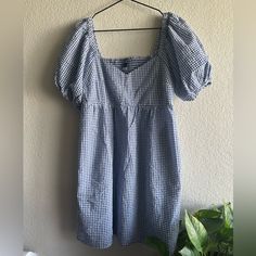 Old Navy Dress Size Medium Never Worn But Has Not Tag , Super Comfortable And Has Pockets Casual Gingham Puff Sleeve Dress, Casual Gingham Dress With Puff Sleeves, Casual Puff Sleeve Dresses For Daytime, Casual Square Neck Mini Dress For Daytime, Old Navy Dress, Navy Dress, Navy Dresses, Old Navy Dresses, Old Navy