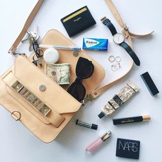 Instagram media cryskay - in the bag (or out). Whats In Your Purse, Purse Essentials, Swag Bag, Busy Bags, Inside Bag, Real Followers