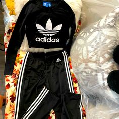 Joggers/Pants Size S Brand New Long Sleeve Crop Top Size Xs Used Adidas Joggers, Joggers Pants, Adidas Tops, Long Sleeve Crop, Black Adidas, Long Sleeve Crop Top, Jogger Pants, Adidas Women, Crop Top