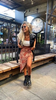 Boho Rock Style Outfits, Simple Festival Outfit Casual, Summer Night Club Outfits, Summer Festival Outfit Ideas Casual, Hippy Festival Outfit, Casual Festival Outfit Summer, Classy Festival Outfit, Indie Concert Outfit Summer, Festival Outfits Boho