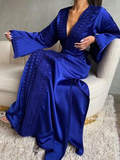 Blue Caftan, Wedding Dress Bustle, Gowns Dresses Elegant