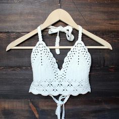 bohemian crochet crop top - shophearts - 1 Tops A Crochet, Halter Crochet, Bohemian Crochet, Bikinis Crochet, Crochet Bra, Crochet Swim, Crochet Swimwear, Crochet Bralette, Crochet Summer Tops