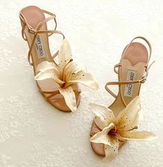 Pretty Heels, Flower Heels, Heels Aesthetic, Dr Shoes, Jimmy Choo Heels