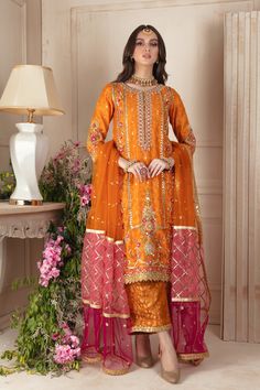 Pariza | Pakistani Designer Outfit | Sarosh Salman Designer Outfit, Punjabi Outfits, Pakistani Fancy Dresses, Pakistani Fashion Party Wear, Beautiful Pakistani Dresses, Indian Dresses Traditional, Simple Pakistani Dresses, Designer Party Wear Dresses, Boutique Dress Designs