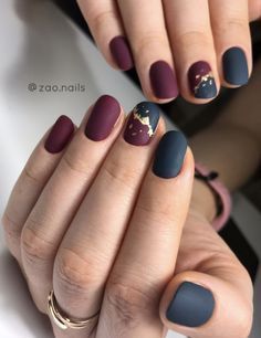 Short Manicure Ideas Fall, Nail Design For Older Women, Nail Ideas Foil, Short Nail Ideas Dark, October Nail Designs 2023, Gel Nails October, October 2023 Nails, Nails October 2023, October Wedding Nails