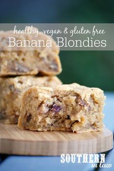 healthy, vegan and gluten - free banana blondies are the perfect treat for breakfast