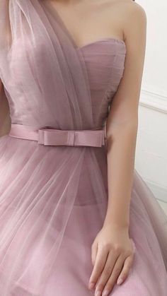 Vestidos Color Pastel, Long Gown Design, Radiate Confidence, Tulle Bridesmaid Dress, Fashion D, Engagement Dresses, Western Dresses, Dream Dress