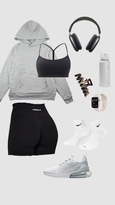 Fashion Gym Outfits, Cute Gym Clothes Women, Neutral Color Gym Outfit, Sports Bra And Shorts Outfit, Shorts Trends 2023, Layered Gym Outfit, Gym Clothes Women Aesthetic, Gym Headphones Outfit, Gym Outfits Aesthetic Comfy