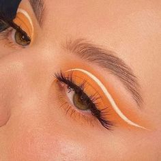 Colorful Eyeliner Ideas, Makeup Ideas Aesthetic, Makeup Ideas For Prom, Make Up Yeux, Makeup Aesthetic Ideas, Makeup Products Aesthetic, Makeup Bag Aesthetic, Color Eyeliner Makeup, Drawing Makeup