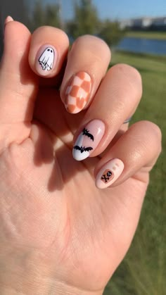 #1 #aesthetic #tiktok #nails #nailart #nailpolish #nailsofinstagram #naildesign #nailstagram #nailsoftheday #halloween #halloweennails #nailart #shortnails #natural #naturalnails #ghost #pumpkin #purple #black #gelnails Nail Designs For October, Cute Halloween Nail Designs, Spooky Halloween Nails, Halloween Nails Ideas, Gucci Nails, Beauty Killer, Halloween Acrylic, Halloween Acrylic Nails, Cute Halloween Nails