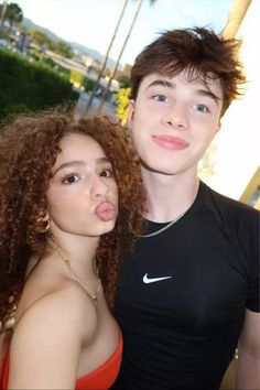 Noah Risling Pics, The Kalogeras Sisters, Kolegaras Sisters, Eliana Kalogeras, Kalogera Sisters, Bf Pics, Kalogeras Sisters, Future Man, Teenage Romance