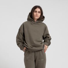 The Everyday Oversized Hoodie is a must-have in your wardrobe. This organic cotton oversized hoodie has a unisex fit you will love. It's made from our medium weight french terry fabric. Designed to be worn all year round. Pair it with the matching sweatpants or sweat shorts ideal for in the gym and out on the streets. You can perfectly match it with anything, it will most definitely be one of the most versatile pieces in your wardrobe. Wear-tested by our in-house team for the perfect fit. Made f Short Hoodie, August Birthstone Jewelry, Terry Fabric, Gifts For New Mums, French Terry Fabric, In The Gym, Pearl Jewellery Earrings, Oversized Hoodie, Sweat Shorts