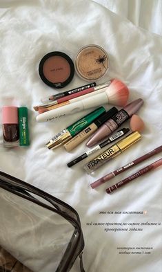 Basic Makeup, Makeup Makeover, Luxury Makeup, Eyebrow Makeup, Makeup Storage, Makeup Essentials