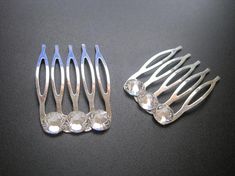 Set of 2 hair combs. Simple Swarovski crystal rhinestone bridal hair comb.  Also perfect for bridesmaids, flower girls, and for any formal occasion and first communion hair accessory. Wedding jewelry and gifts by Celebrating Together. Silver Clip-on Chandelier Earrings For Evening, First Communion Hair, Communion Hair, First Communion Hairstyles, Wrapping Inspiration, Crystal Comb, Flower Girl Accessories, Tiara Headpieces, Bridesmaid Flower