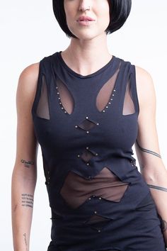 Studded Bra, Frill Shorts, Chain Bra, Anime Fashion, Diamond Dress, Sport Tank, High Neck Top, Mad Max, Post Apocalyptic