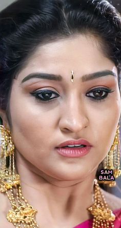 Neelima Rani, Cute Nose Piercings, Nose Piercing Hoop, Indian Natural Beauty, Nose Piercings, Actress Without Makeup, Kajal Agarwal, Mexican Women, Nose Pin