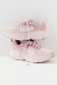 Womens Hoka Shoes Outfit, Hokas Women Bondi 8, How To Style Hoka Shoes, Waterproof Hoka, Hoka Bondi Outfit, Pink Hoka Shoes, Hoka Shoes Woman Outfit, Hoka Outfit, Hoka Shoes Woman