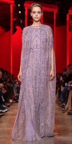 Elie Saab Spring 2024 Couture Elie Saab 2023, Hamda Al Fahim, Kebaya Brukat, Ellie Saab, Elie Saab Spring, Vintage Closet, Trends 2025, Fashion Runway, Elie Saab