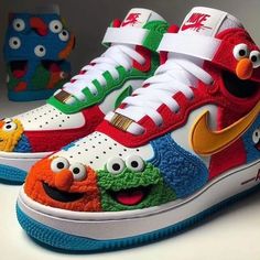 Drip Photos, Looks Hip Hop, Nike Shoes Women Fashion, Custom Sneakers Diy, Futuristic Shoes, Custom Shoes Diy, Nike Shoes Air Force, Nike Fashion Shoes