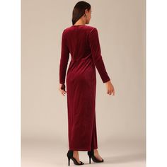 Crafted from 95% Polyester and 5% Spandex, this velvet dress is soft, comfy, and stretchy, ensuring a perfect fit. It features long sleeves, a V neckline, and a split hem, making it both elegant and stylish. Ideal for cooler weather, this dress is suitable for a variety of occasions including daily wear, office, lounge, beach, wedding, cocktail parties, proms, balls, baby showers, evening parties, dinners, dates, and graduations. The high waist design and long length create a feminine and gracef Fall Evening V-neck Sweater Dress, Red Long Sleeve V-neck Dress For Fall, Red Feminine V-neck Maxi Dress, Chic Burgundy V-neck Maxi Dress, Red Stretch Maxi Dress With V-neck, Split Hem Dress, Fishtail Dress, Office Lounge, Midi Slip Dress