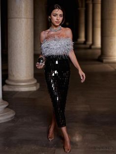 Lasaky - Seductive Sequin Pencil Skirt Feather Patchwork Suspender Dress Black Dress Feathers, Feather Crop Top, The Black Dress, Feather Top, Bauchfreies Top, Sequin Pencil Skirt, Nye Dress, Feather Tops, Wrap Around Skirt