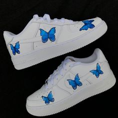 Hand painted with Angelus leather paint and sealed with a permanent sealer making the paint durable, lasting and waterproof. Please indicate in the personalization box whether you are purchasing Mens sizing or Womens sizing, you can also change the colour of the butterflies if preferred! Indicate desired colour in the personalization box. Processing time: 1-2 weeks Shipping time: 4-7 business days (depending on location, this does not apply to international orders, I am shipping from Canada) *PL Quinceanera Shoes, Nike Air Force 1 Custom, Butterfly Shoes, Custom Shoes Diy, Nike Shoes Air Force, Dr Shoes, Jordan Shoes Girls, Custom Nike Shoes, Blue Butterflies