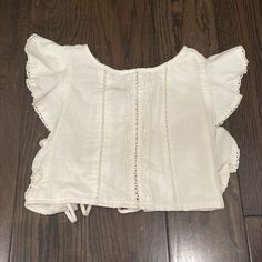 Zara Linen Crop Top Ruffle Sleeves Tie In The Back Size Medium Hasn’t Been Worn Brand New No Tags Cotton Crop Top With Lace Trim For Day Out, Cotton Lace Trim Crop Top For Day Out, Vacation Cotton Crop Top With Lace Trim, Vacation Cotton Lace Trim Crop Top, Zara Ruffled Tops For The Beach, Zara Cotton Top For Beach, Cotton Lace Trim Crop Top For Vacation, Zara Bohemian Tops For Vacation, Zara Bohemian Tops For Day Out