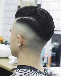 Fade Haircut Styles, Classic Mens Hairstyles, High Skin Fade, Skin Fade, Long Hair On Top, Faded Hair, Mens Haircuts Fade