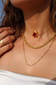 Necklace With Red Stone, 3 Layer Necklace, Jewelry Accessories Ideas, Layer Necklace, Dope Jewelry, Classy Jewelry, Fancy Jewellery, Jewelry Lookbook, A Necklace