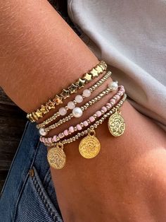 #copenhagenstyle #scandinavian #stargirl #goldengoose #star #vanillagirl #itgirl #stargirl #coconutgirl #amsterdamstyle #europepinkpilatesprincess #outfit #sweater #cowboy #cowboyboots #zara #style #outfit #jeans #ootd #hair #jewelry #jewel #summerjewelry #winterjewelry Summer Bracelet Stack, Bracelets Aesthetic