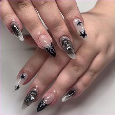 Summer is coming, and it’s the perfect time to give your nails a makeover. What’s a better way to celebrate this season’s… Black Inspired Nails, Rockstar Nails Aesthetic, Black Nail Inspo 2024, Black Inspo Nails, Gel Black Nails, Black White Nails Designs, Black Cute Nails, Rockstar Nails Acrylic, Black Nails Cute