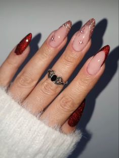 New Years Nails, Red And Gold Nails, New Years Nail Designs, New Years Eve Nails, Nagellack Trends, Thanksgiving Nails, White Nail