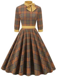 30-70% OFF✓ Fast Shipping✓Step into vintage-inspired style with Retro Stage’s Yellow 1950s Plaid Bowknot Patchwork Dress. This delightful piece features plaid and bowknot detailing, combining a timeless pattern with a contemporary silhouette. Vintage Clothing Styles Retro, Woven Dress Pattern, Retro Style Outfits Vintage Fashion, 1950s Outfits Women, Vintage Style Dresses 1950s, 1950 Clothes, Fem Clothing, Vintage Outfits 60s, Retro Style Outfits