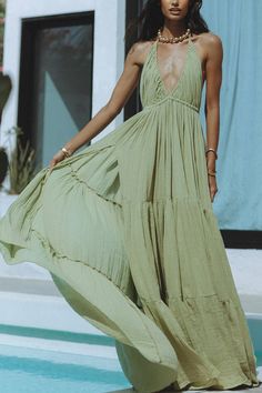 Fancy Event, Alien Invasion, Elegant Maxi Dress, Closet Makeover, Backless Maxi Dresses, Split Dress, Vacation Wear, Long Tunic, Maxi Dress Green