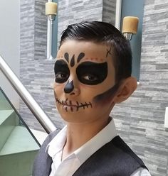 Boys Dia De Los Muertos Makeup Ideas, Dia Los Muertos Makeup, Maquillaje Halloween Infantil, Queen Of Halloween, Day Eye Makeup, Male Makeup, Skull Makeup