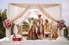 Elegant Indian Wedding, Indian Wedding Stage, Indian Wedding Receptions, Indian Wedding Ideas, Indian Couple