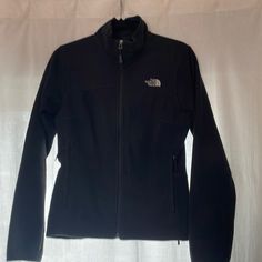 Black Fleece, Like Brand New. The North Face Fleece Jacket, North Face Hyvent, North Face Rain Jacket, North Face Vest, The North Face Fleece, North Face Fleece Jacket, Quilted Puffer Jacket, North Face Fleece, Black Fleece