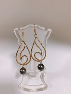 14kt Gold Fill Hawaiian teardrop wave Earrings with Tahitian Pearls 9.5mm Gold Tahitian Pearl Teardrop Jewelry, Gold Tahitian Pearl Earrings For Anniversary, Gold Tahitian Pearl Drop Earrings, Hawaiian Bracelets, Wave Earrings, Water Pearls, Tahitian Pearls, 14kt Gold, Heart Charm