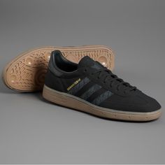 Adidas Originals X Maharishi Handball Spezial Core Black. Like New Condition. Mens Size 8, Women’s Size 9. Dressed From Heel To Toe In ‘Core Black’ Suede, The Three Stripe Branding Across The Sides Are Done Up In Leather And Decked Out In Tiger Stripe Detailing A Pattern That Maharishi Has Been Using Throughout All Of Its Collections Since '94. Gold Foil Branding. Size 8 Women, Tiger Stripes, Adidas X, Black Adidas, Mens Shoes Sneakers, Adidas Men, Gold Foil, Black Suede, Adidas Originals