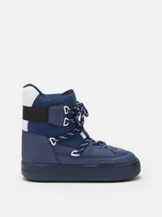 Park | Moon Boot® Official US Store Light Blue Timberland Boots, Boots Moon, Mule Sneakers, Detailing Logo, Moon Boot, Low Boots, Moon Boots, Baby Boots, On The Moon