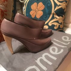 Omelle Booties Comes With Box And Dust Cloth Chic Ankle Boot Heels With Removable Insole, Brown Ankle-high Heels For Evening, Brown Ankle Boot Heels For Evening, Boots Booties, Bootie Boots, Ankle Boots, Size 7, Women Shoes, Boots