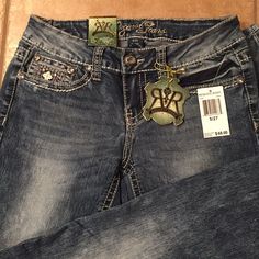 Size 5/27 Jeans Request Jeans Skinny Leg Lots Of Detail On Pockets Zip And Button Front Teen Jeans, Mcbling 2000s, Girly Clothes, Short Jean Skirt, Demin Jacket, Y2k Tops, Future Clothes, 2000s Fashion Outfits, Rock Revival Jeans