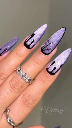 Pastel Purple And Black Nails, Dark Colour Nail Art, Goth Acrylic Nail Designs, Pastel Goth Nails, Duo Ideas, Concert Nails, Holloween Nails, 2023 Nail