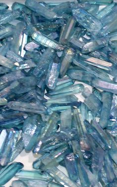 Icy Aesthetic, Bright Blue Color, Aqua Aura Quartz, Aura Quartz Crystal, Crystal Aesthetic, Aqua Aura, Bleu Pastel, Pretty Rocks, Crystal Magic